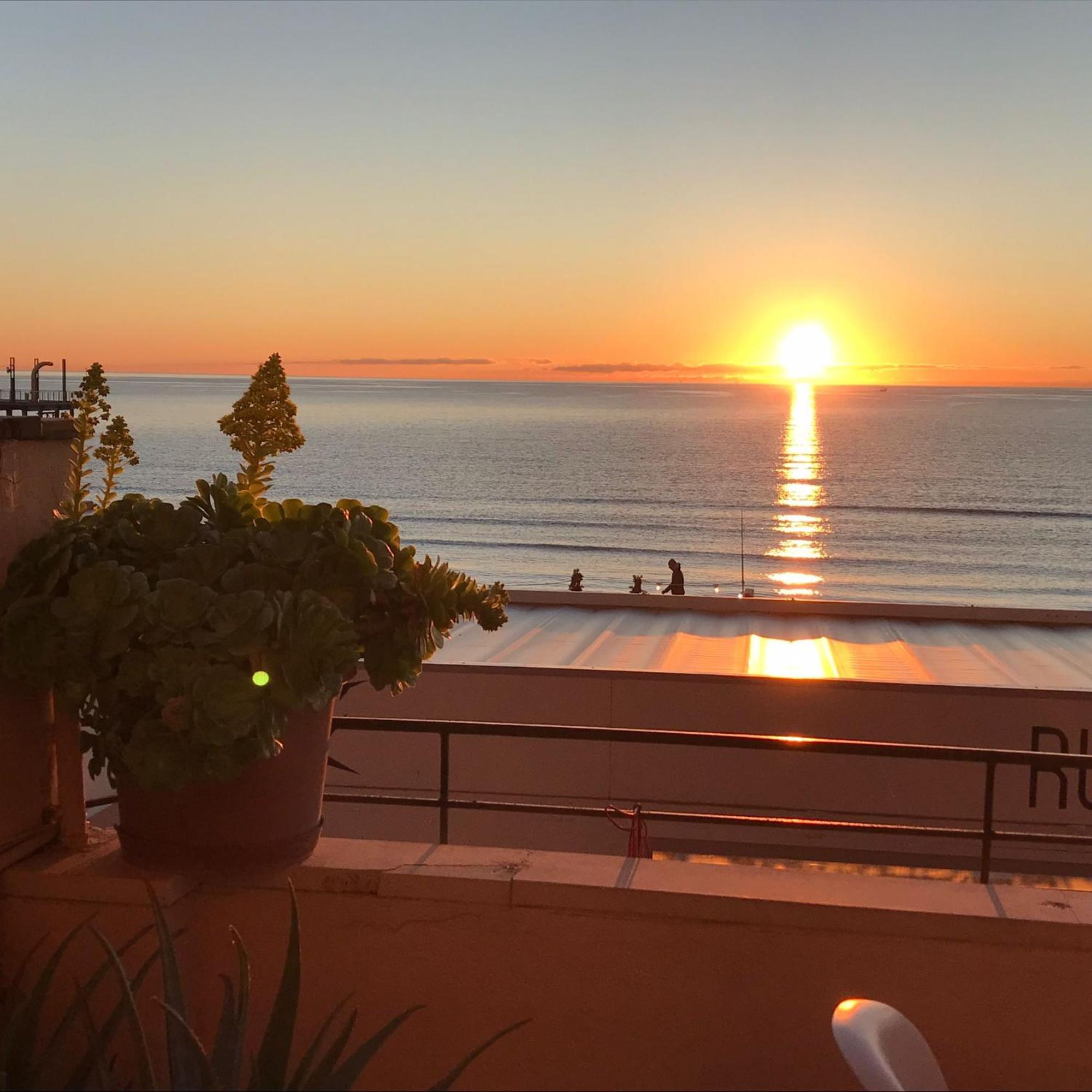 Appartamento Fronte Mare Con Terrazzo Alassio Exterior foto